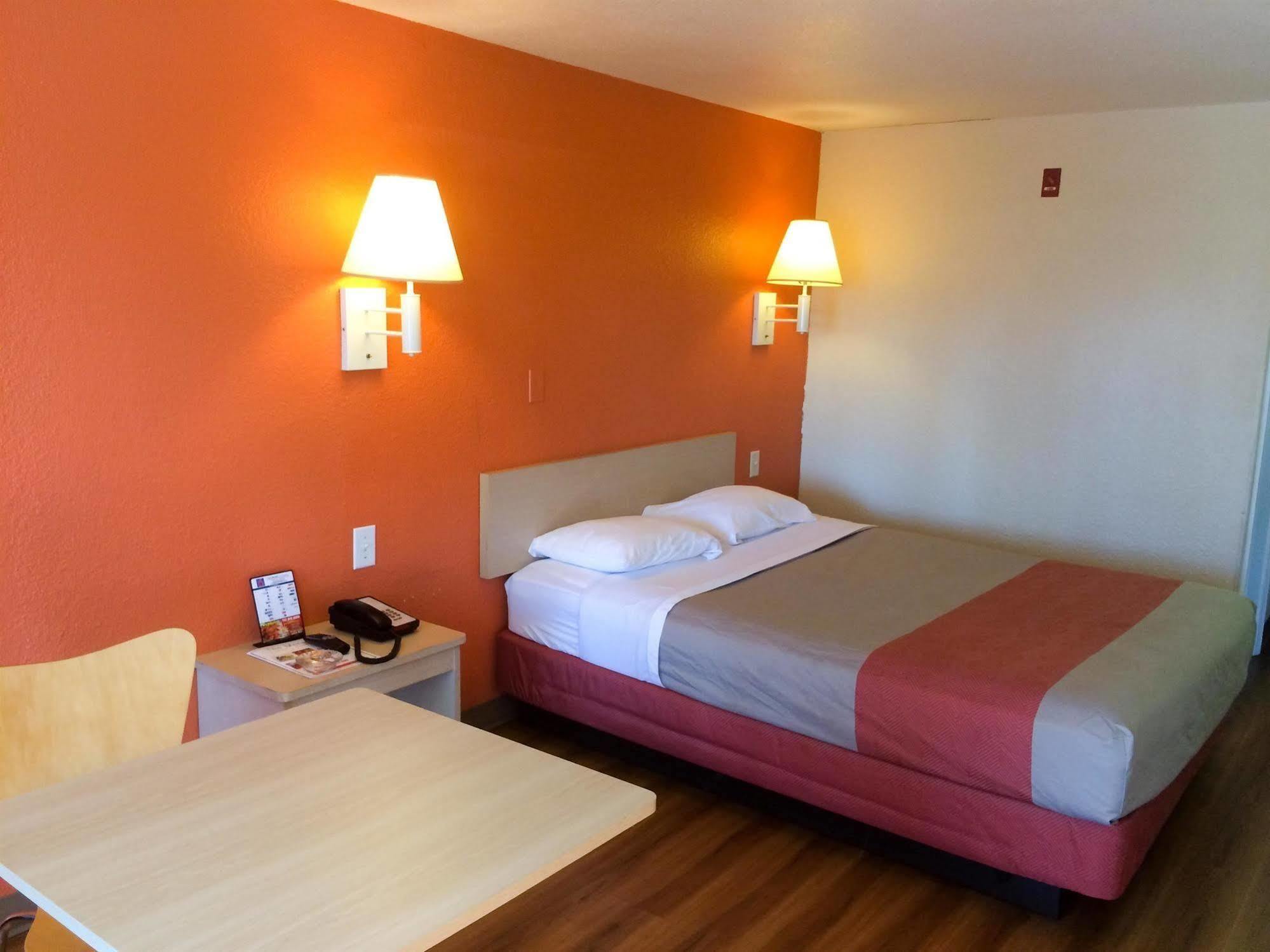 Motel 6-Newport News, Va Kültér fotó